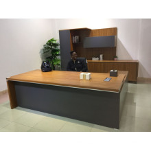 Bureau exécutif de meubles de bureau de directeur général de luxe avec le Cabinet (FOH-R2420-B)